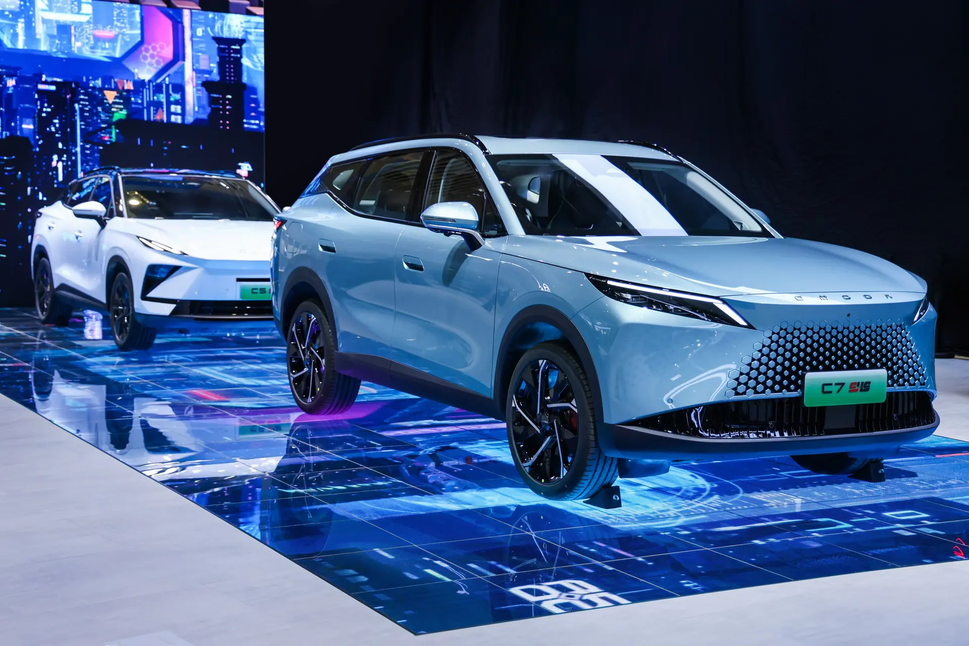 OMODA & JAECOO accelerate 2025 NEV strategy with bold debuts at Auto Shanghai